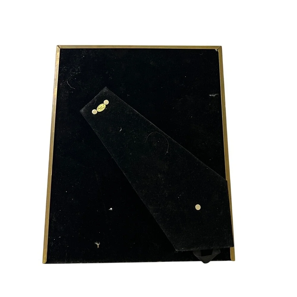 Gold Tone Picture Frame Ornate Tabletop Photo Display‎ Decor Elegant 8x10